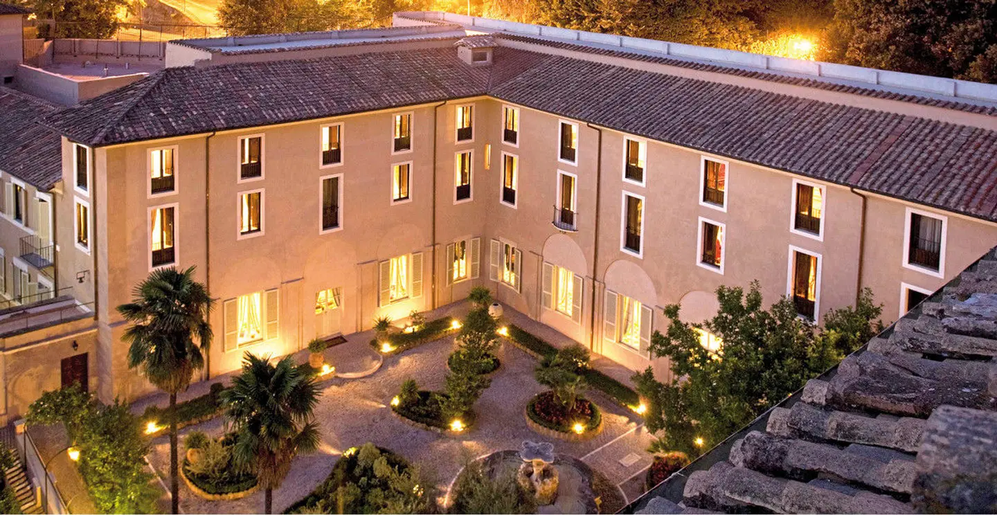 Donna Camilla Savelli EXTERIOR