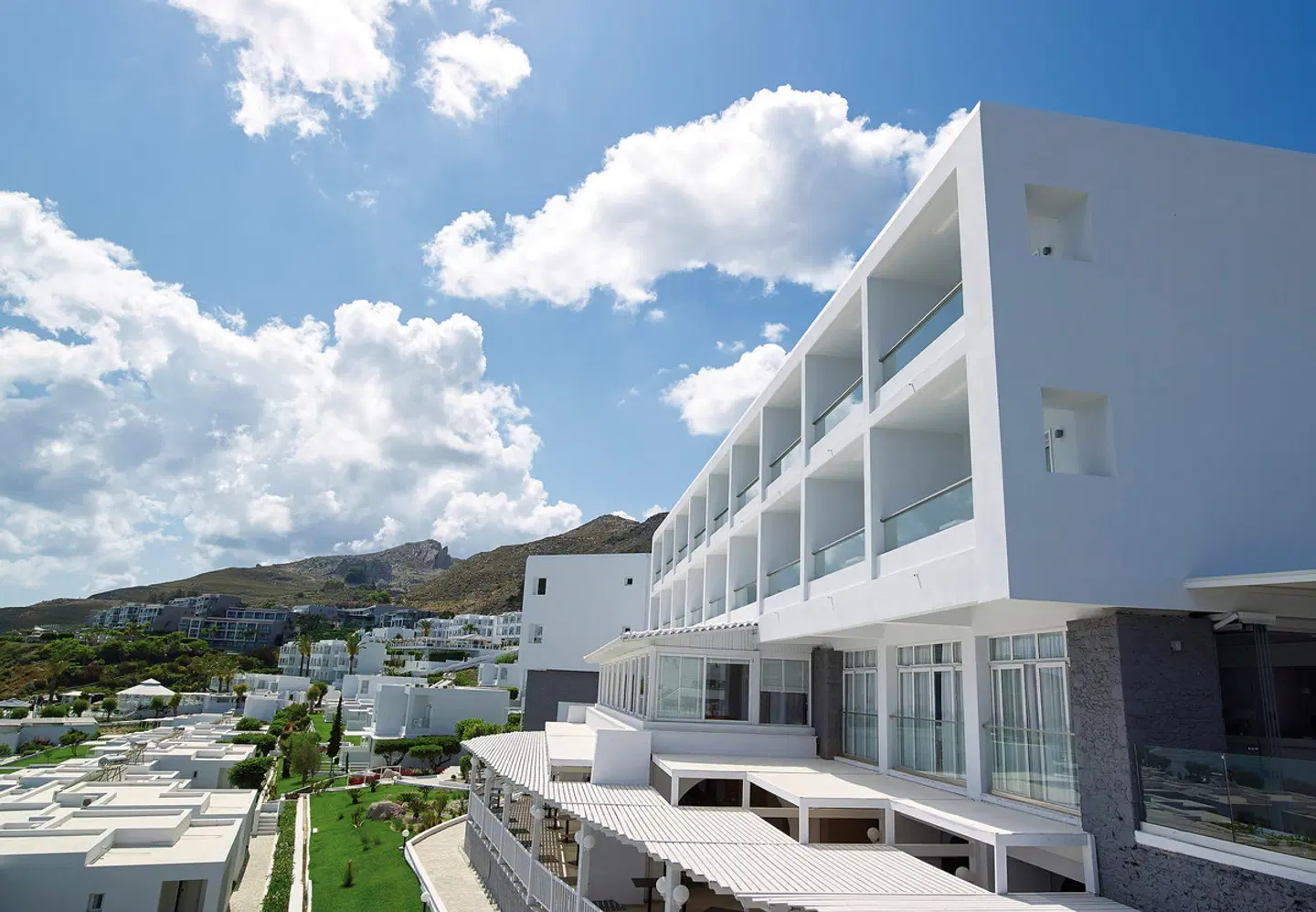 Dimitra Beach Hotel & Suites EXTERIOR