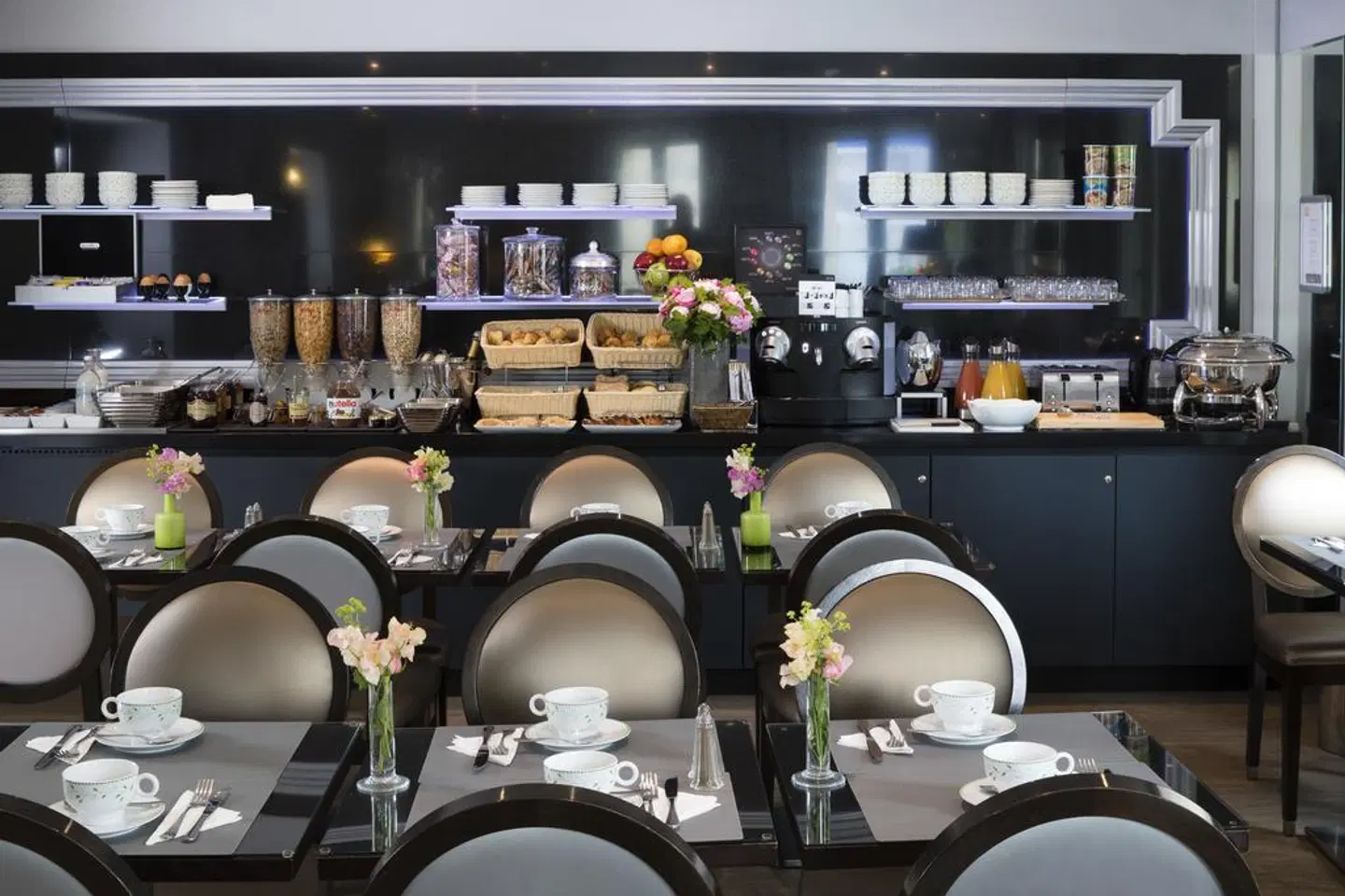 Hotel Plaza Elysées Bar