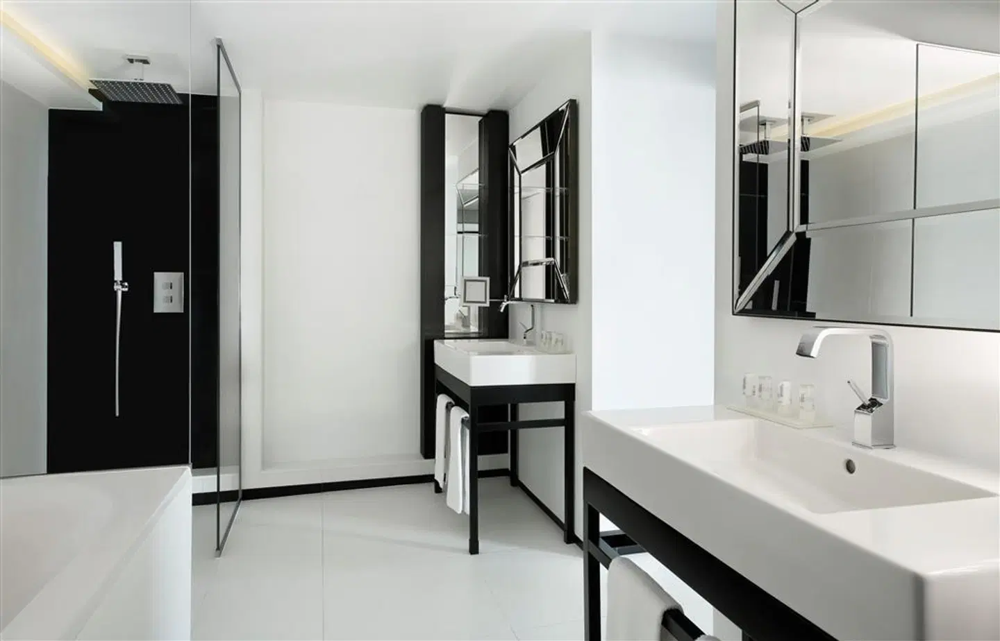 Le Méridien Beach Plaza ROOM_EXAMPLE