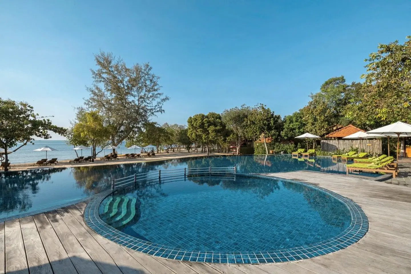 Green Bay Phu Quoc Resort & Spa OUTDOOR_POOL