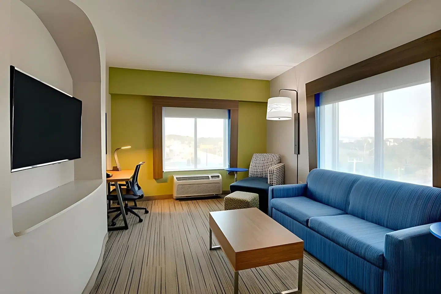 Holiday Inn Express & Suites Nashville-Opryland ROOM_EXAMPLE