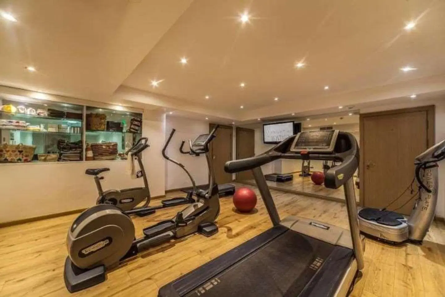 Montaigne & Spa SPORTS_AND_LEISURE