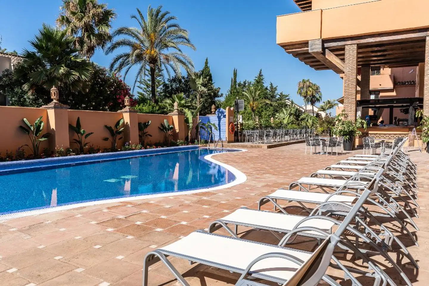 Globales Paraíso Beach OUTDOOR_POOL