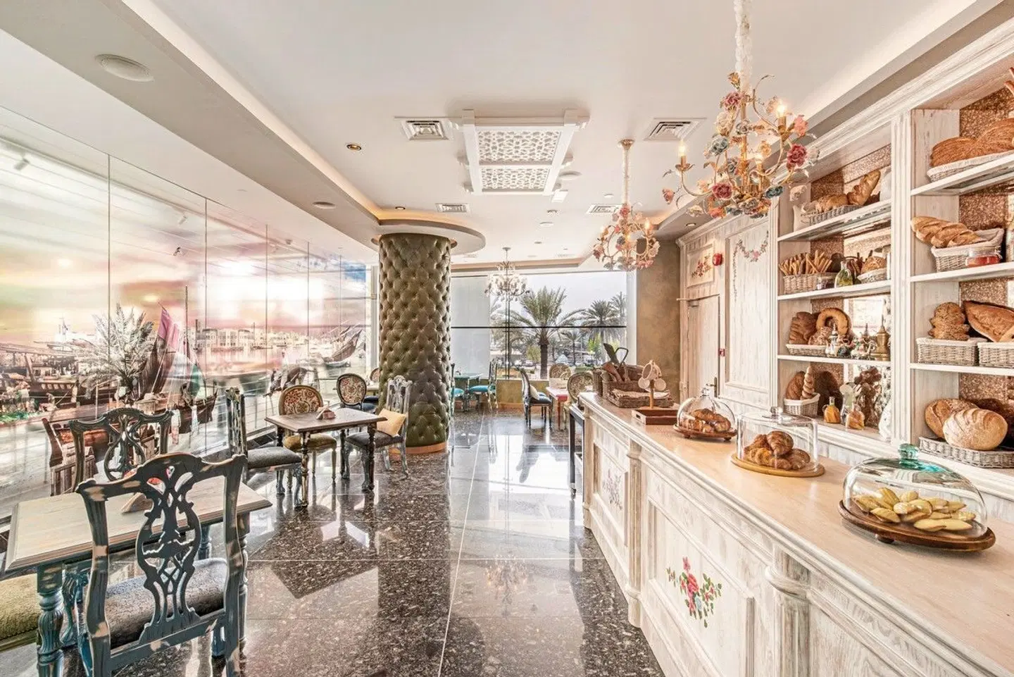 Mövenpick Dubai Creek Bar