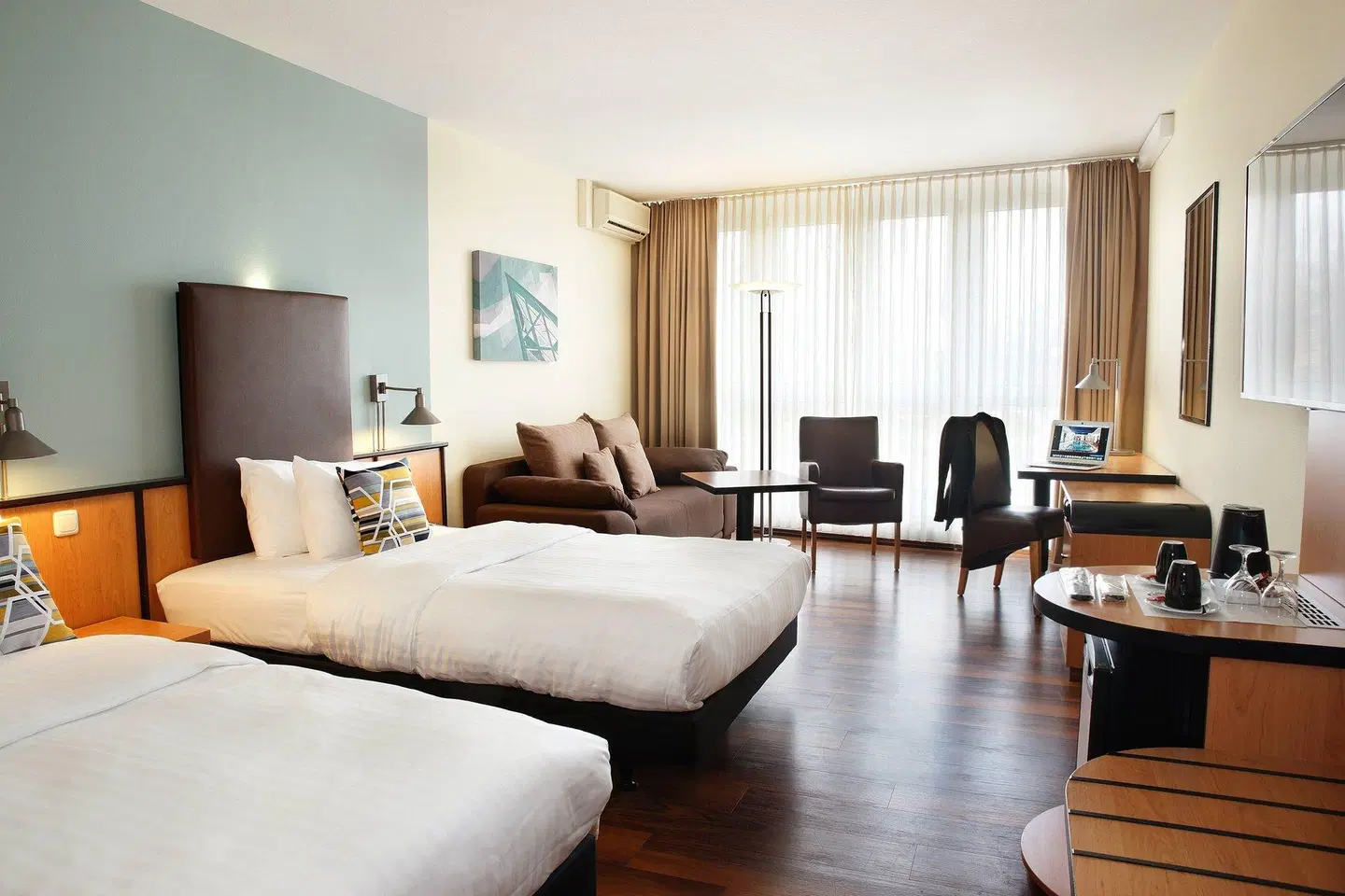 Courtyard by Marriott Dresden ROOM_EXAMPLE