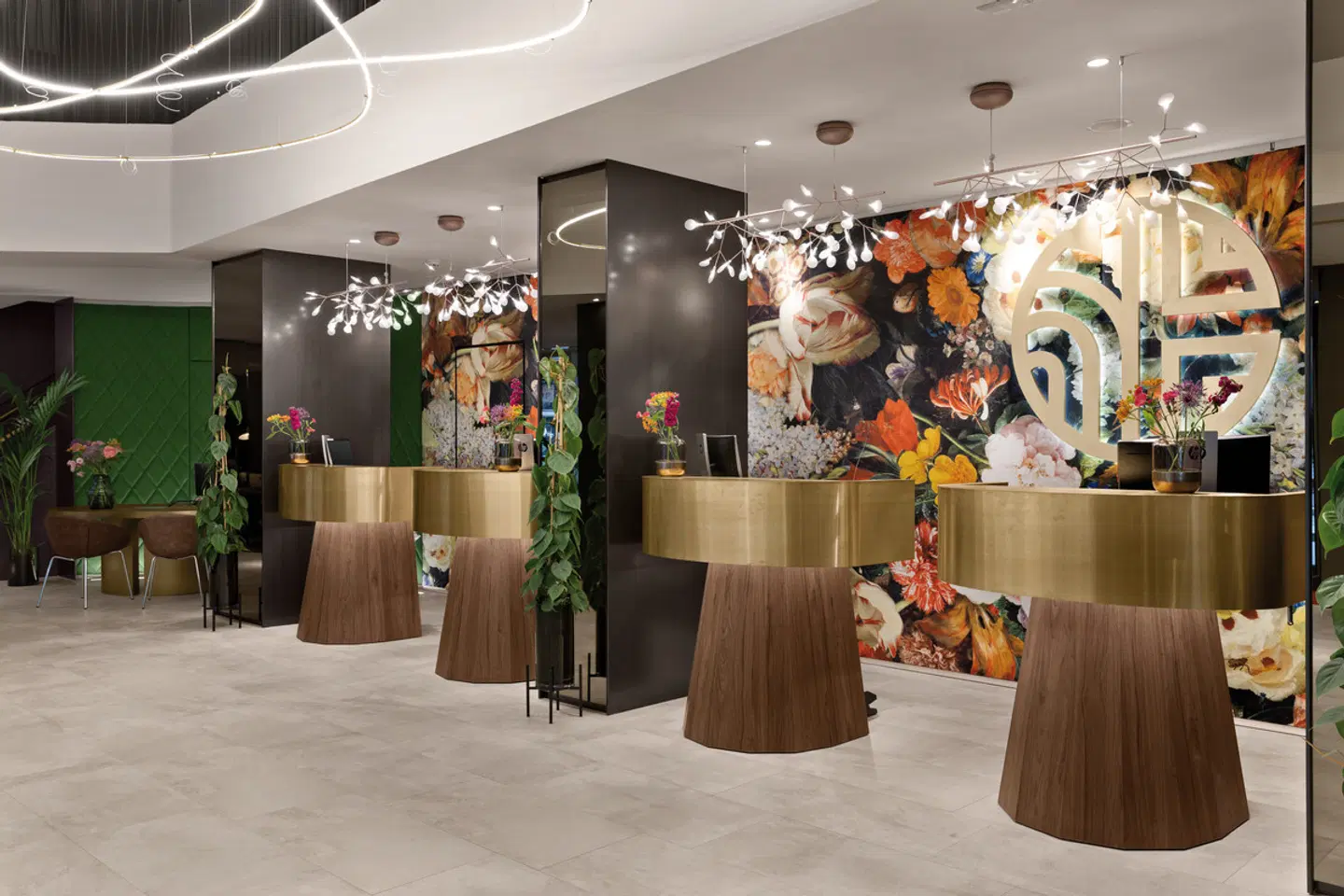 NH Collection Amsterdam Flower Market Bar