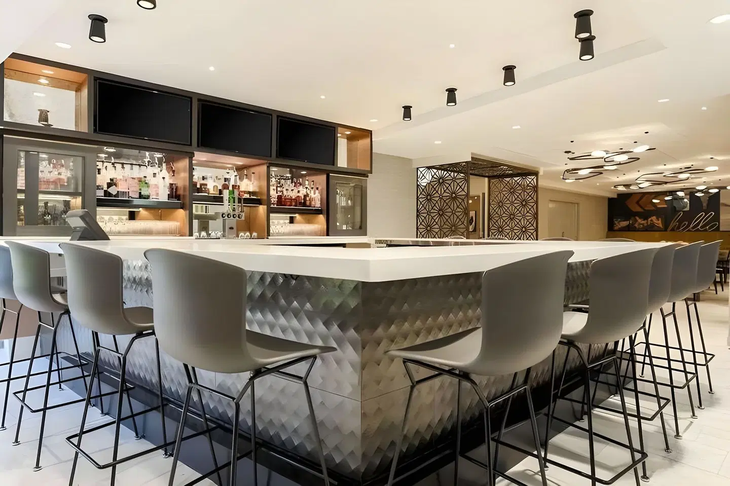 DoubleTree by Hilton Hotel Austin - University Area Bar