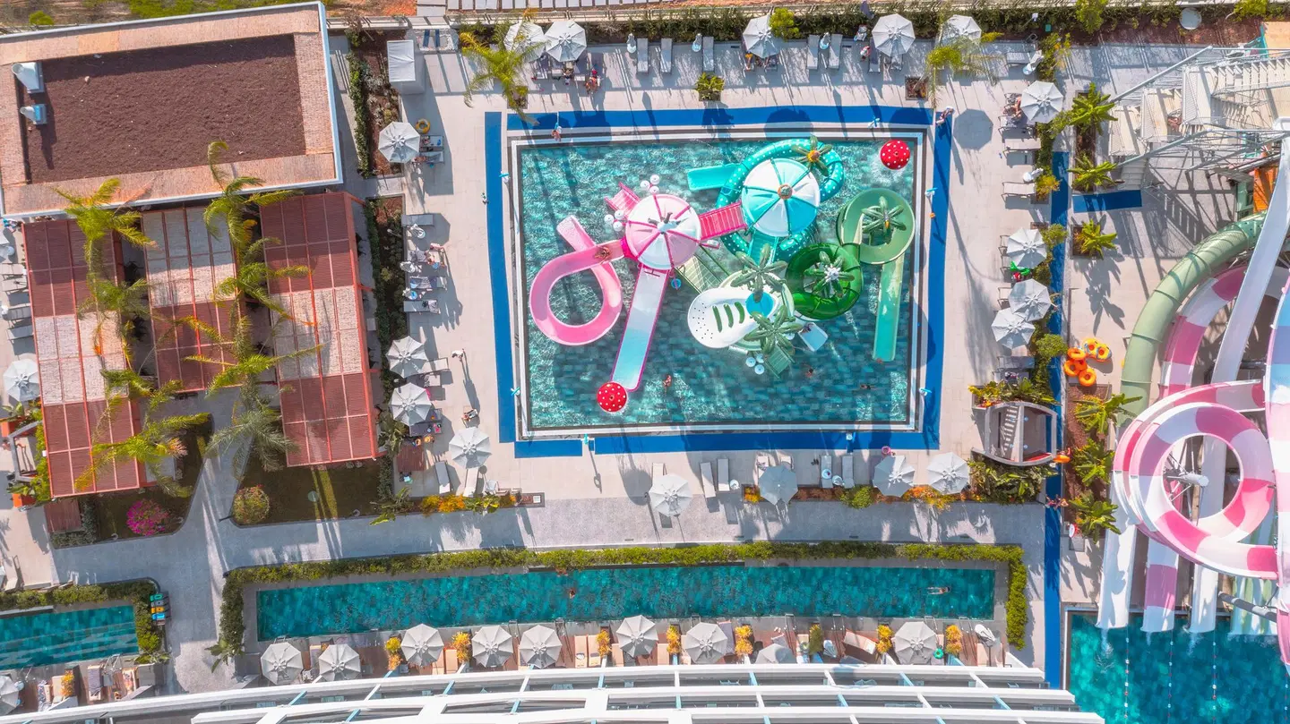 Liu Resort OUTDOOR_POOL