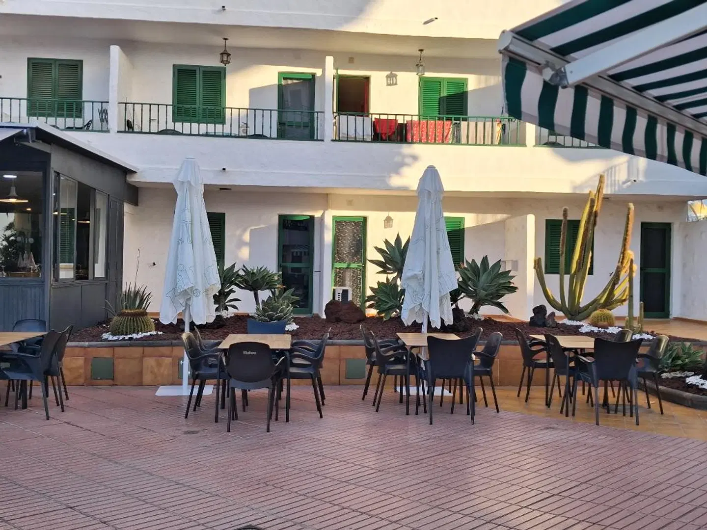 Las Faluas Restaurant