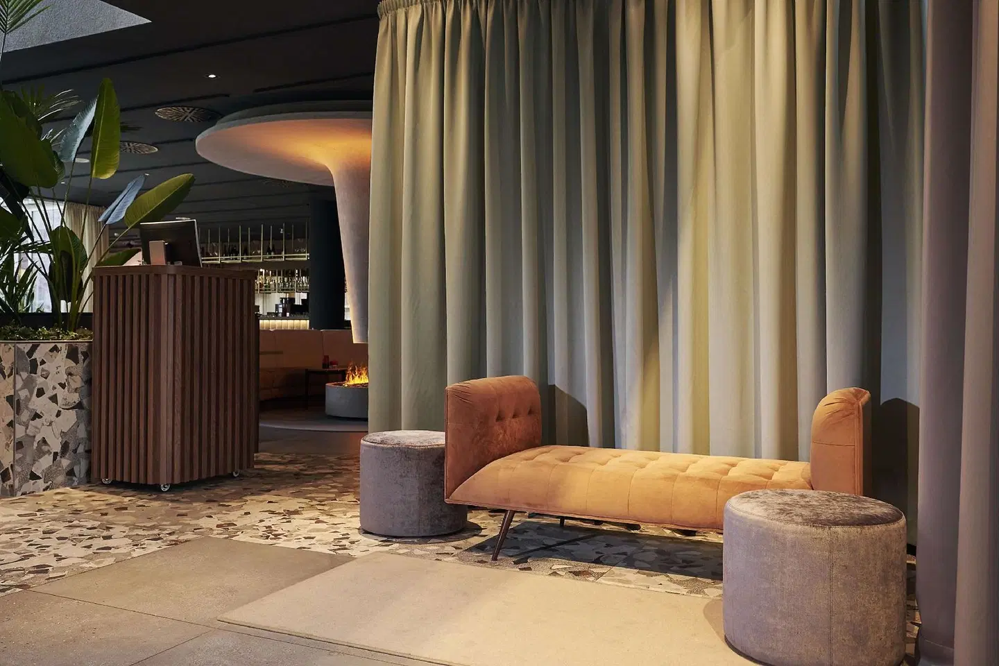 NH Frankfurt Airport LOUNGE_LOBBY