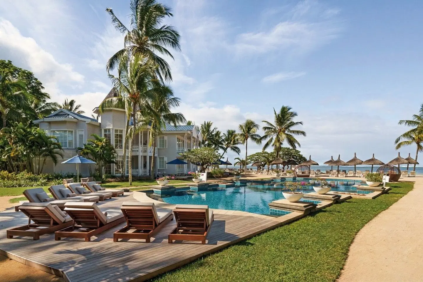 Heritage Le Telfair Golf & Wellness Resort OUTDOOR_POOL