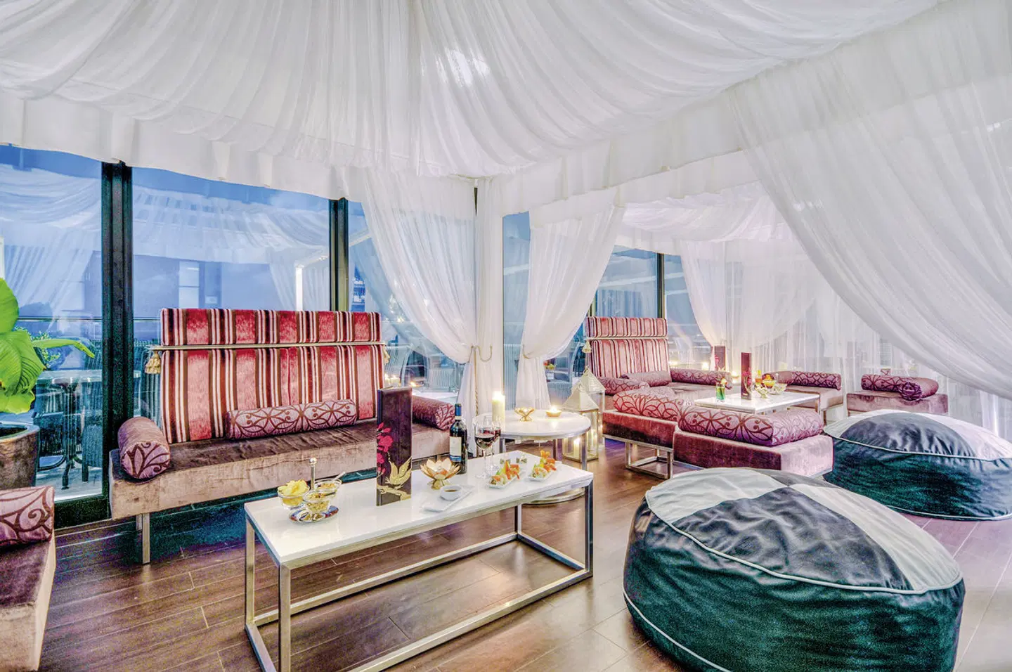 AX The Palace ROOM_EXAMPLE