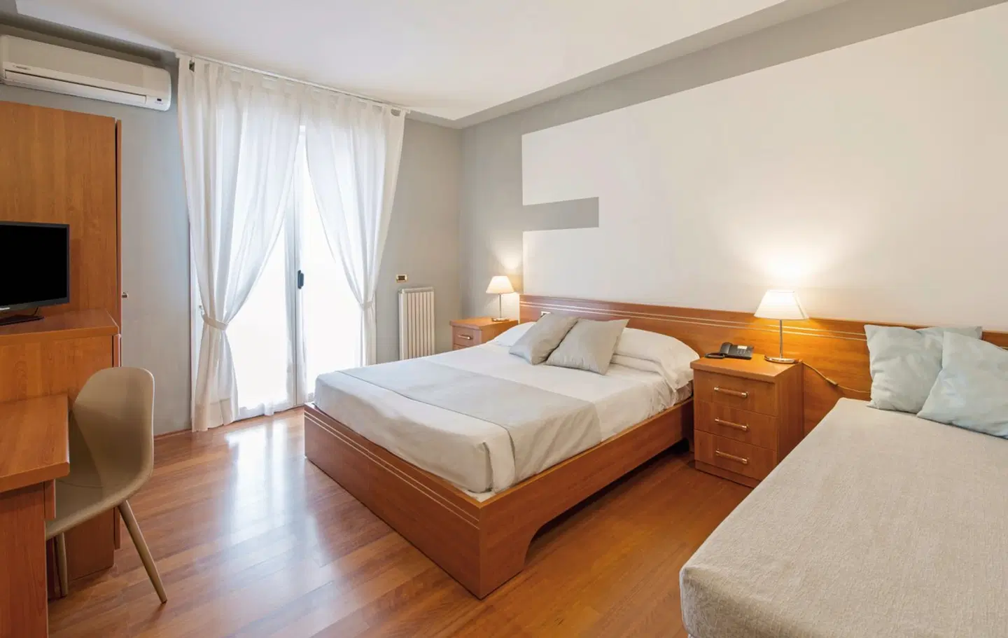 Loano 2 Village ROOM_EXAMPLE