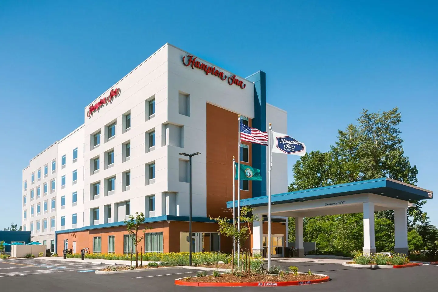 Hampton Inn Bellingham Airport EXTERIOR