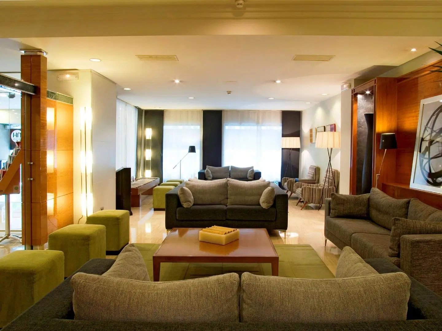 NH Barcelona Eixample LOUNGE_LOBBY