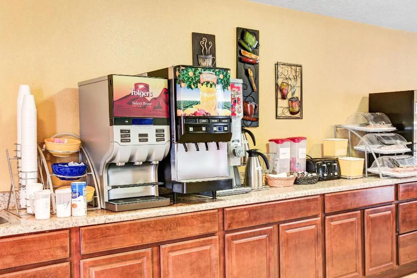 Days Inn & Suites by Wyndham Downtown Gatlinburg Parkway LOUNGE_LOBBY