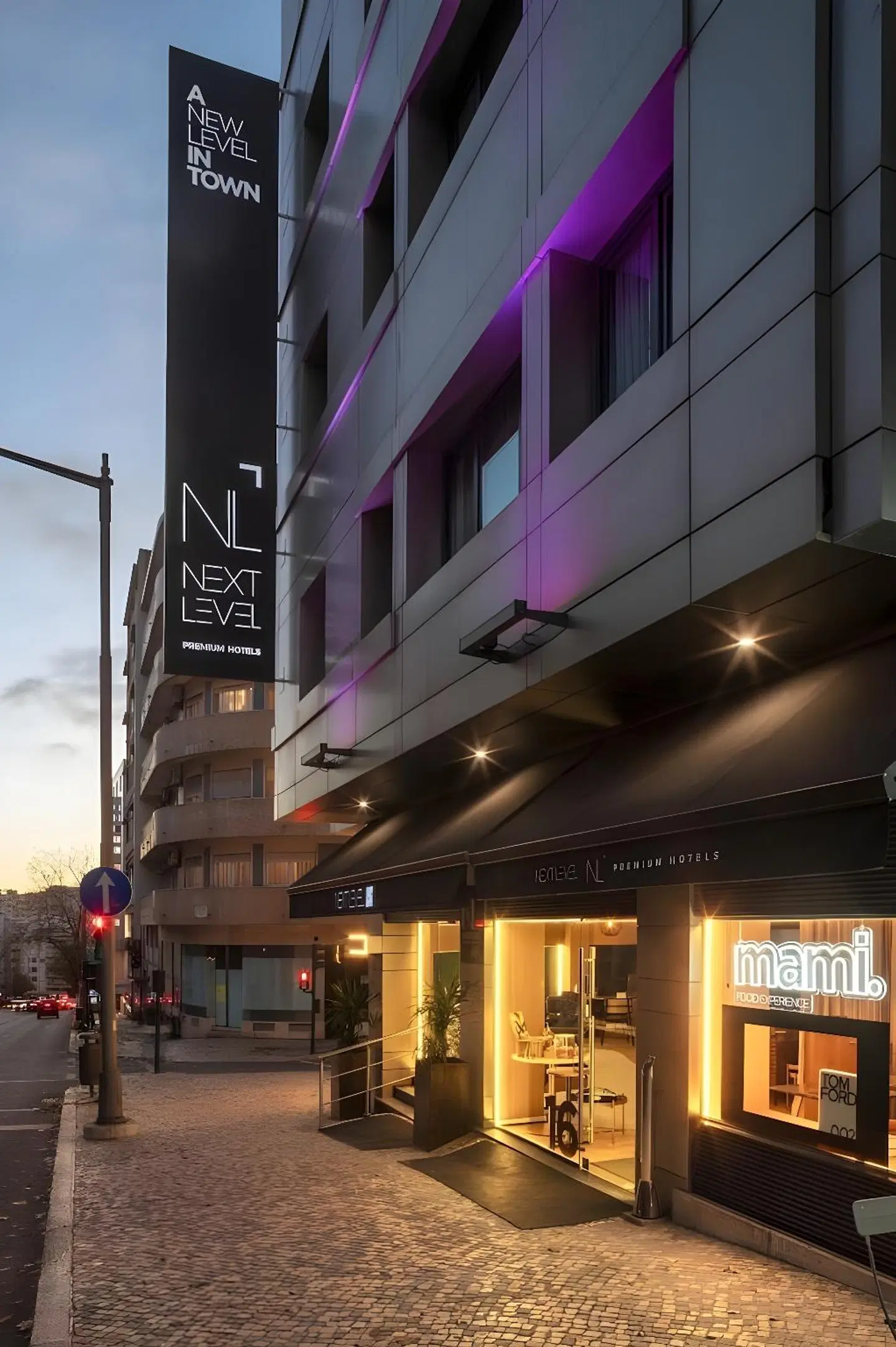 Next Level Premium Hotels EXTERIOR