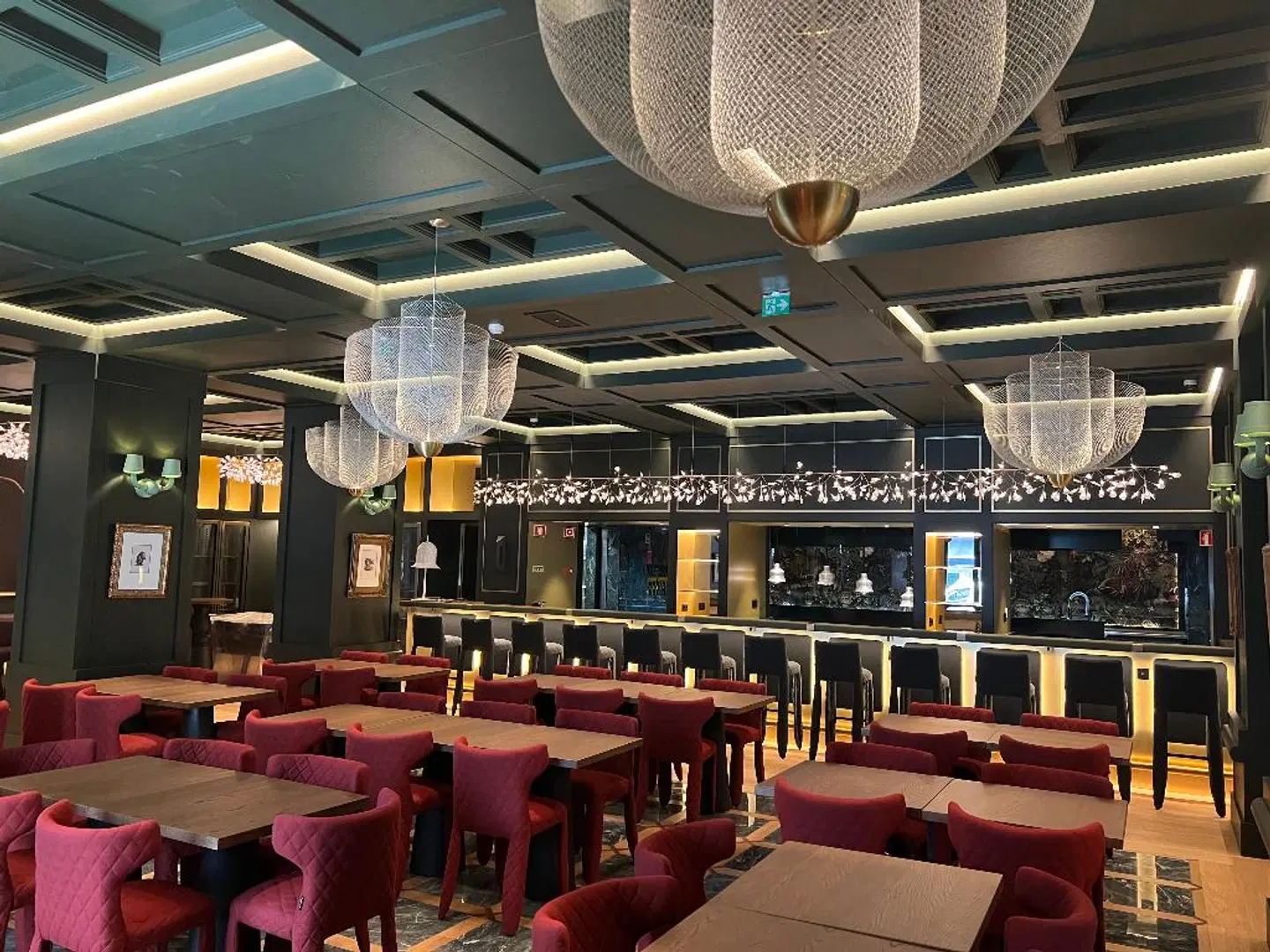 Art Legacy Hotel Bar