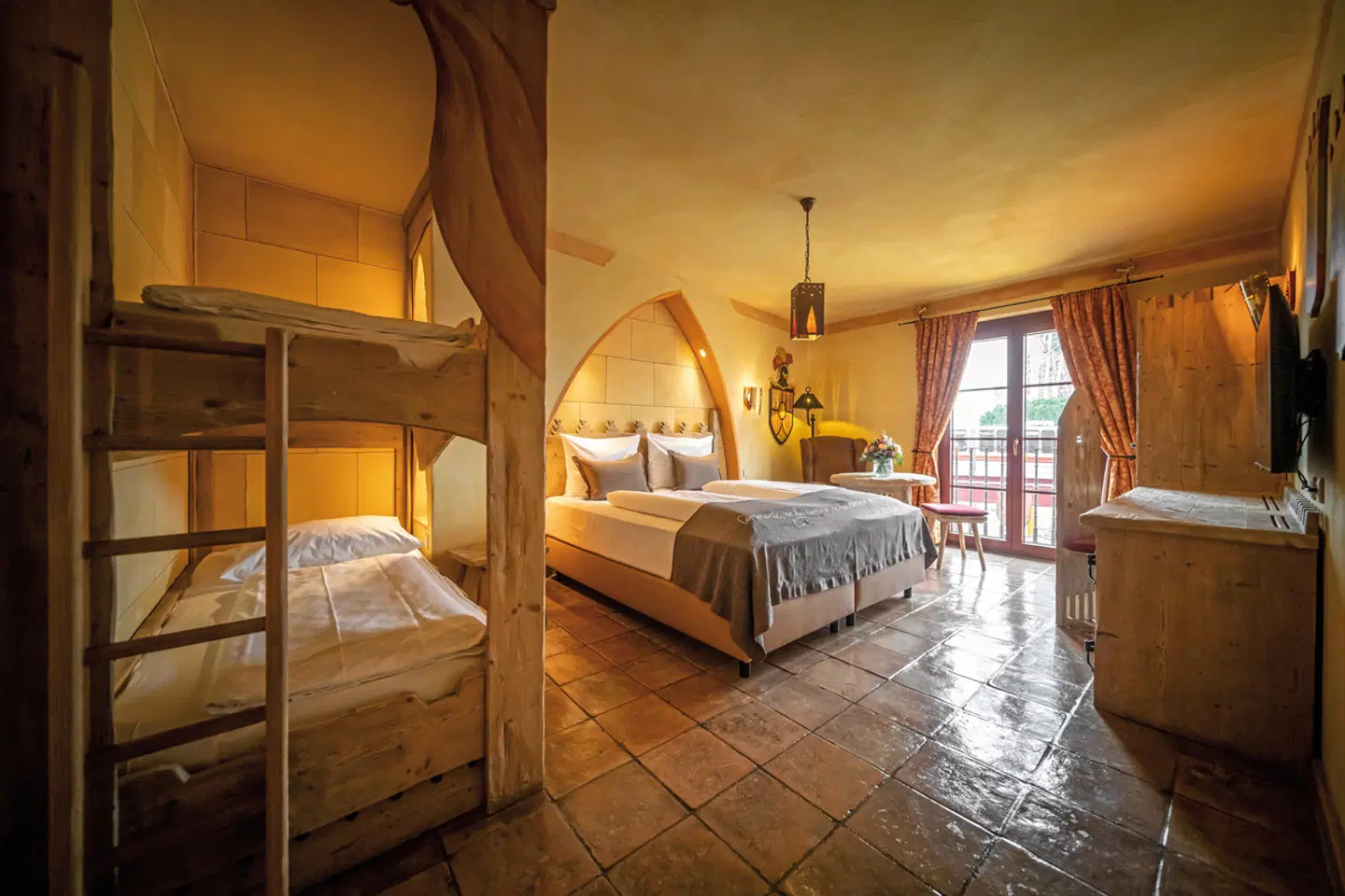 Burghotel Castillo Alcazar ROOM_EXAMPLE