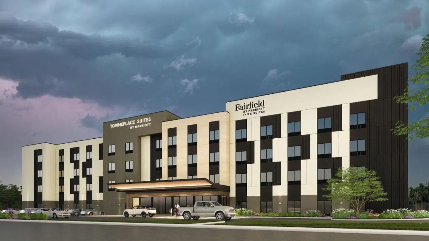 Fairfield by Marriott Inn & Suites Paris EXTERIOR