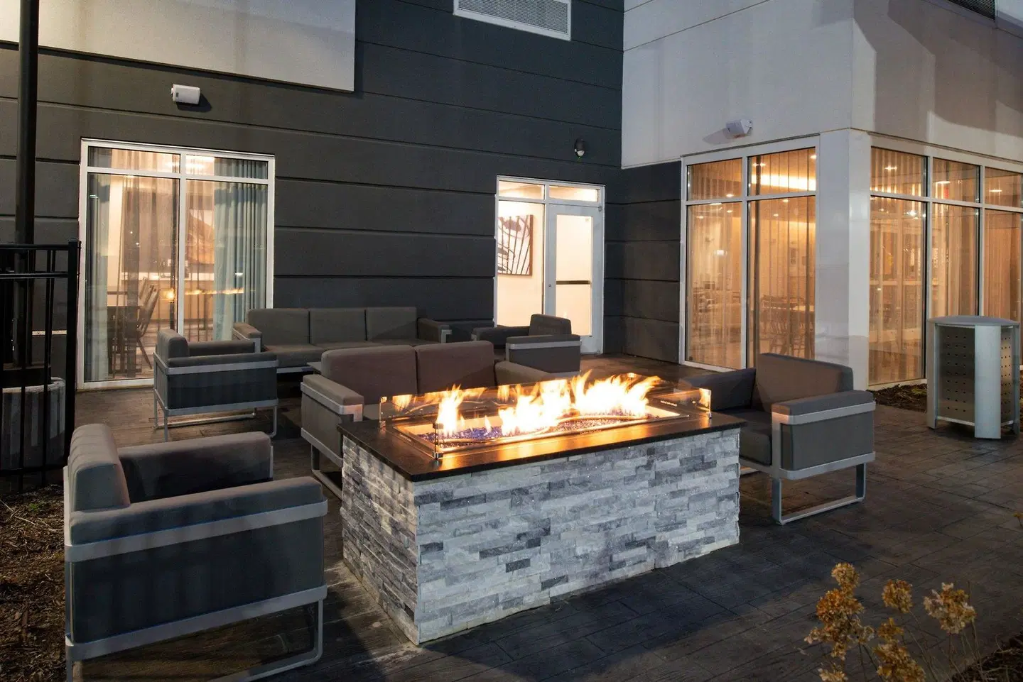 Fairfield by Marriott Inn & Suites Charlotte University Research Park Restaurant