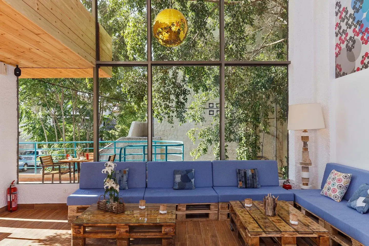 Stay Hostel Apartments Restaurant