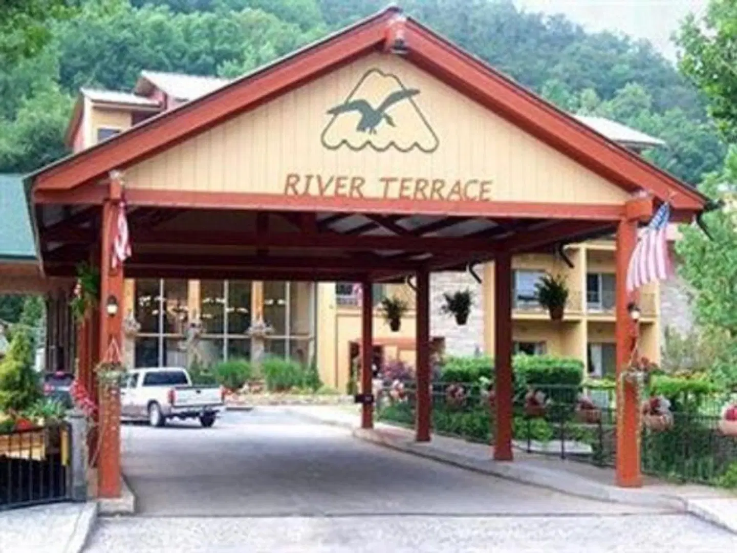 River Terrace Resort & Convention Center EXTERIOR