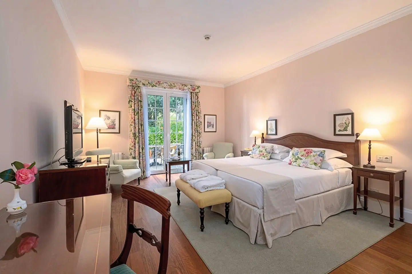 Casa Velha do Palheiro ROOM_EXAMPLE