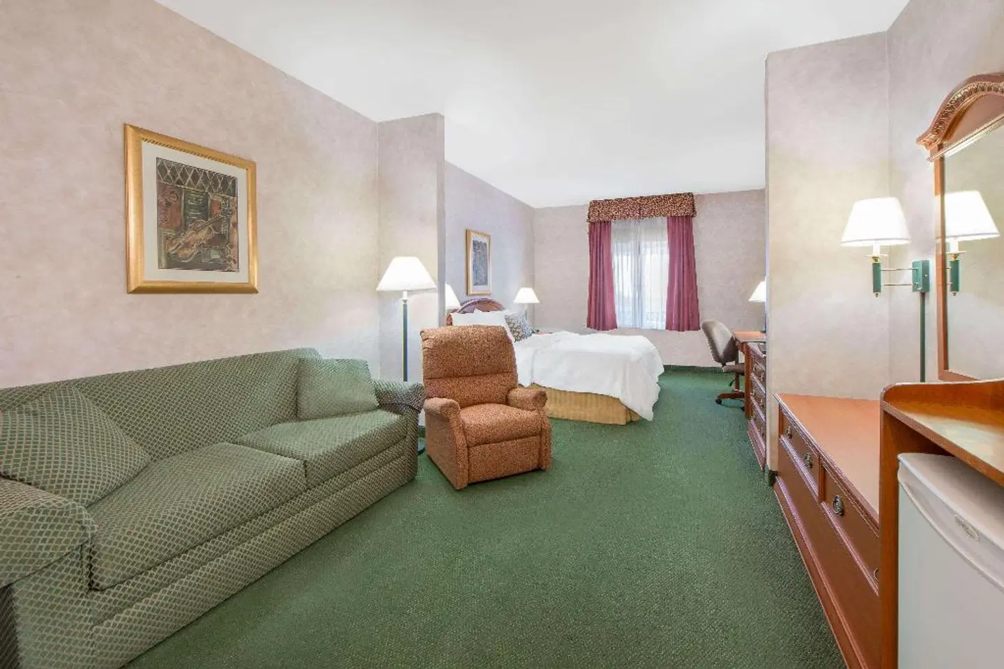 Days Inn & Suites by Wyndham Dumas ROOM_EXAMPLE