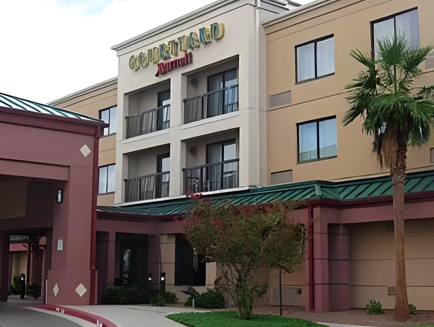 Courtyard by Marriott El Paso Airport EXTERIOR