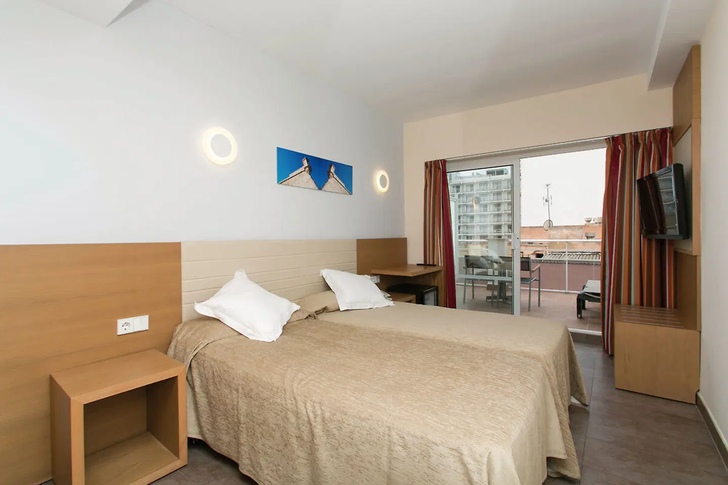 Don Pepe ROOM_EXAMPLE