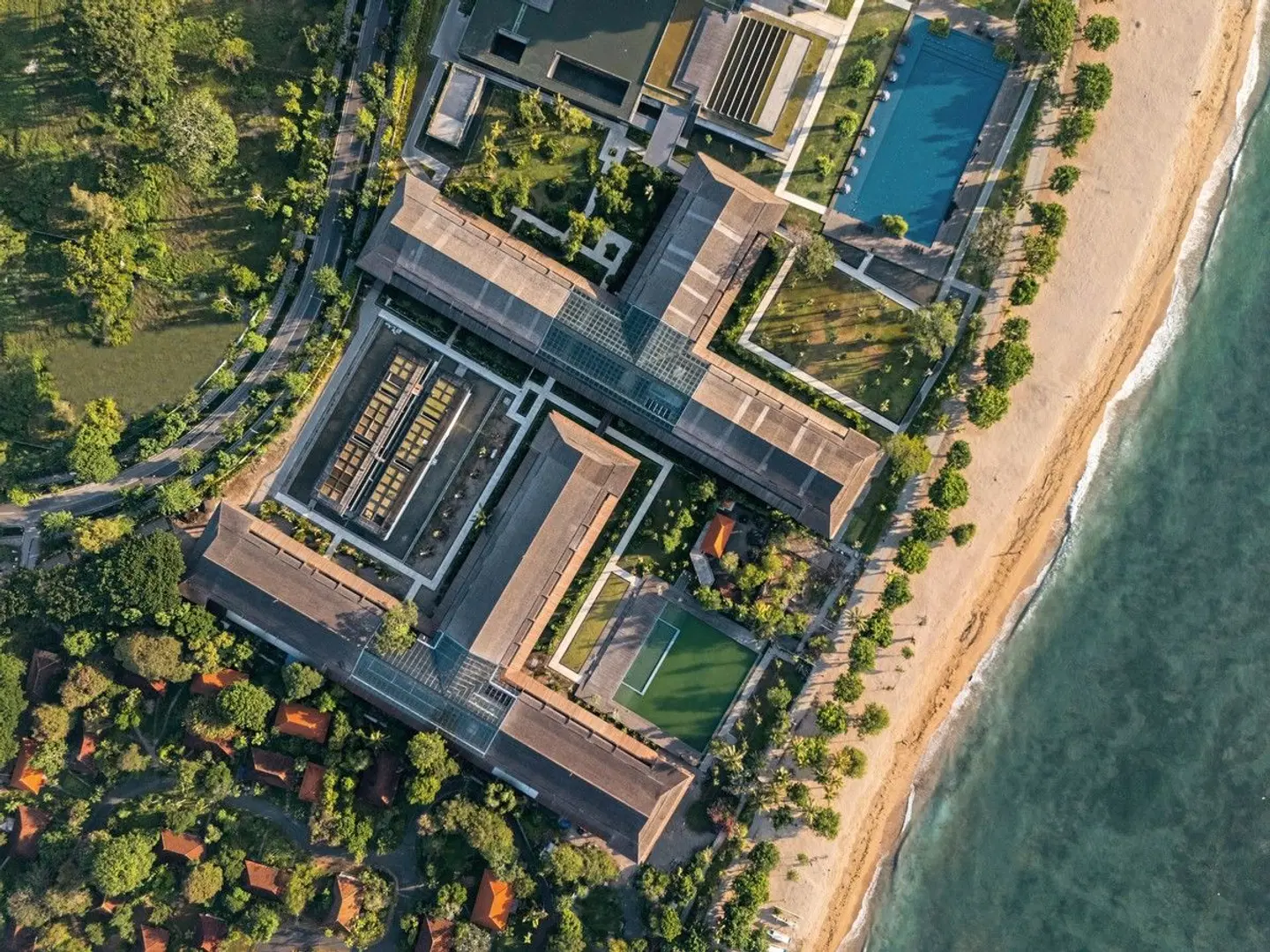 The Meru Sanur MODEL_IMPRESSION