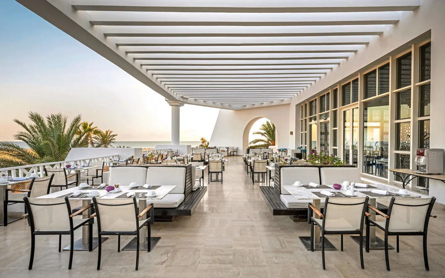 Radisson Blu Palace Resort & Thalasso Restaurant