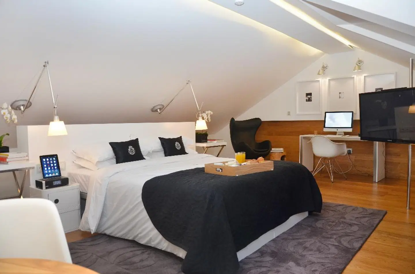 Browns Boutique Hotel & Apartments ROOM_EXAMPLE