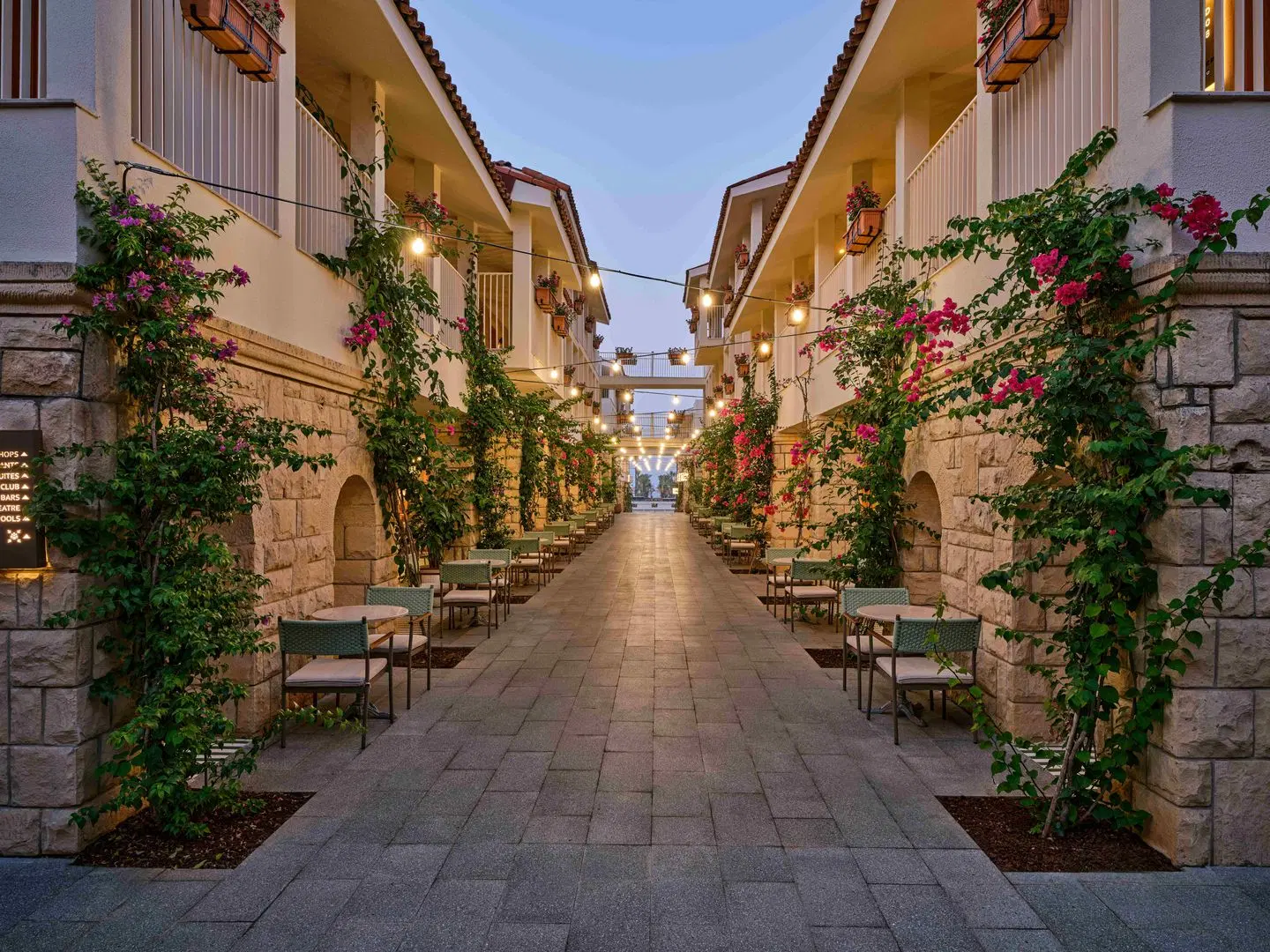 Paloma Grida EXTERIOR