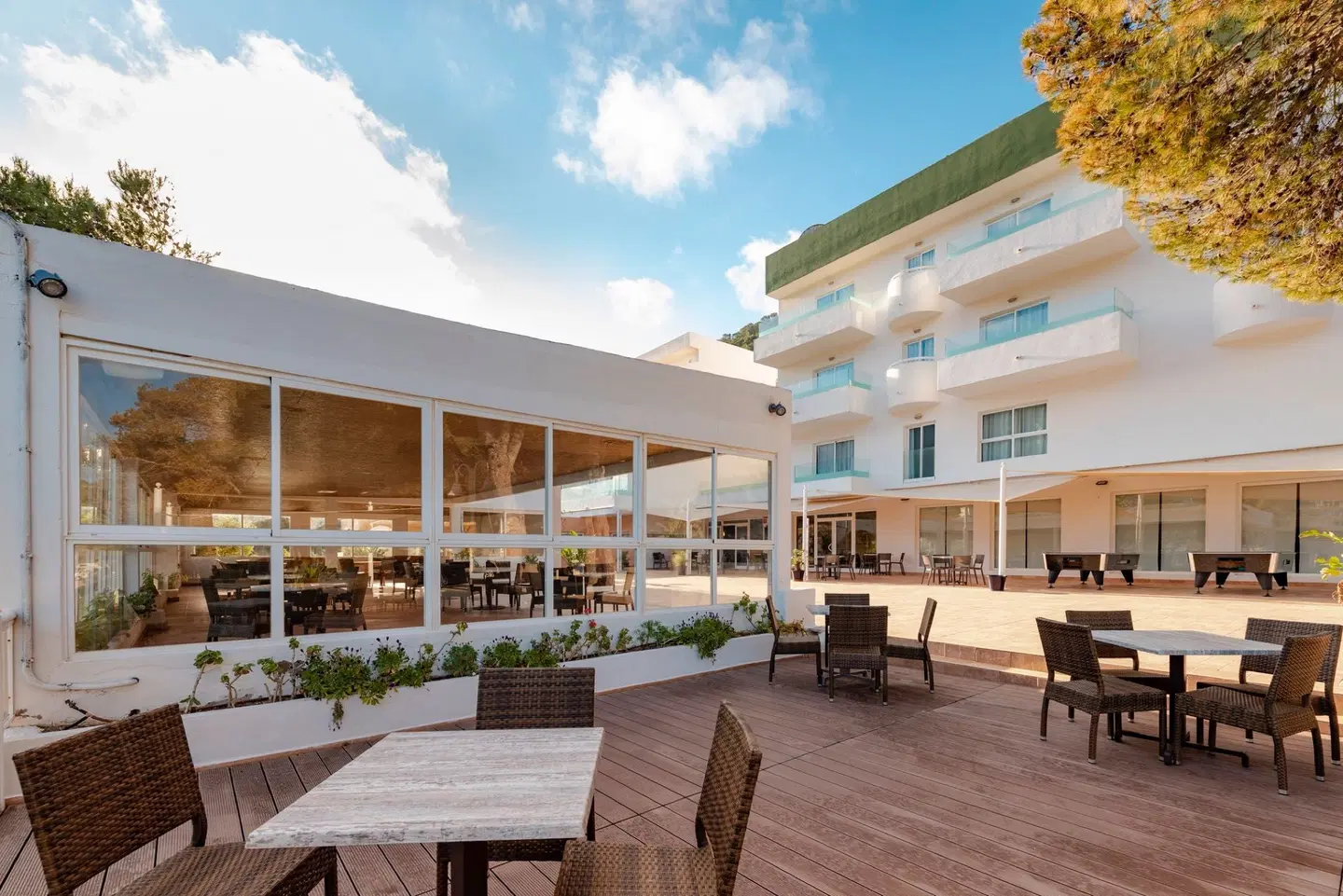 Hotel El Pinar Terrasse