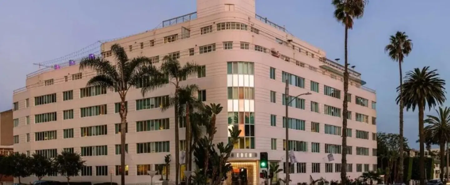 The Eden Hotel EXTERIOR