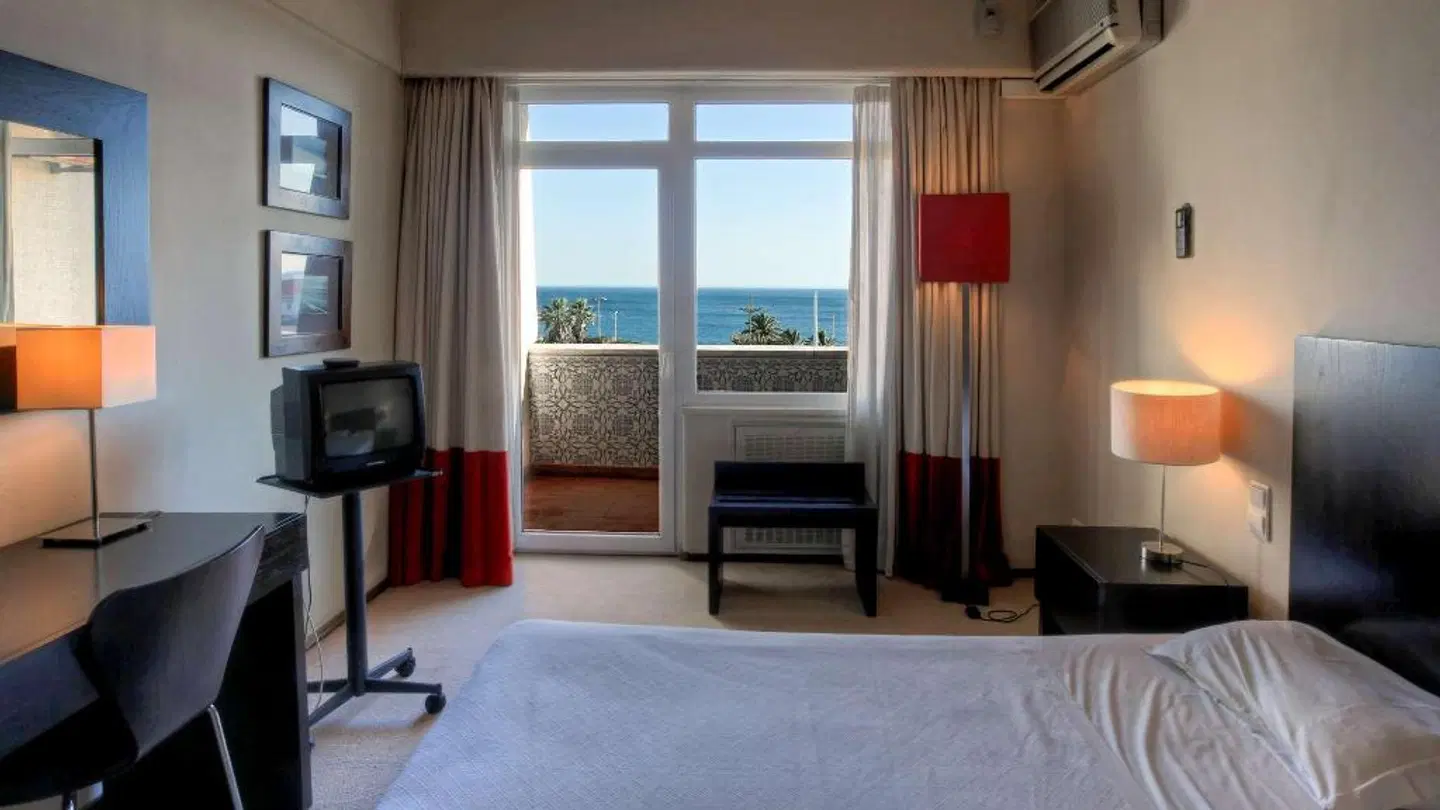 Carcavelos Beach Hotel ROOM_EXAMPLE