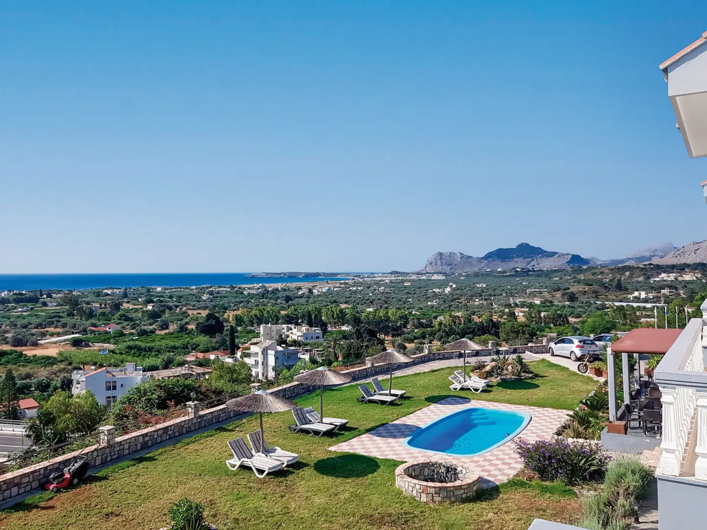 Gardenia OUTDOOR_POOL