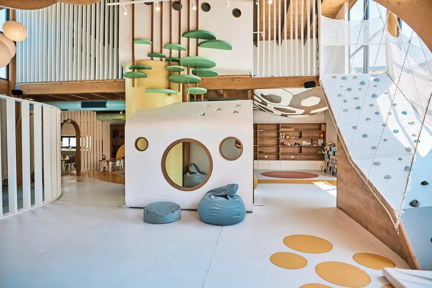 Stella Palace Restaurant