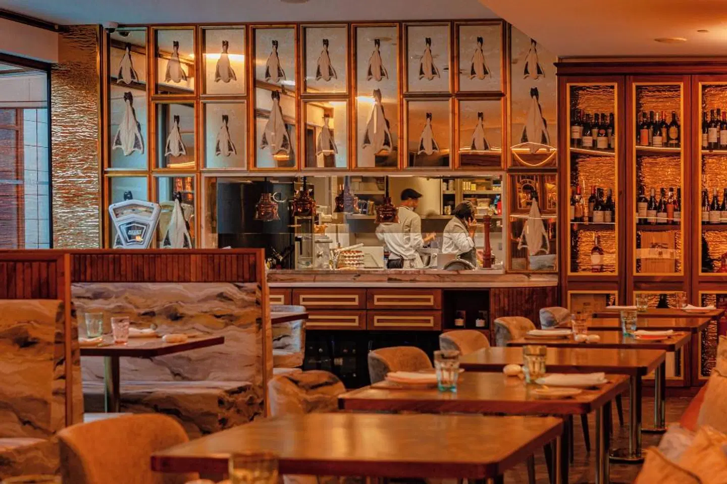 Wine & Books Lisboa Hotel Restaurant