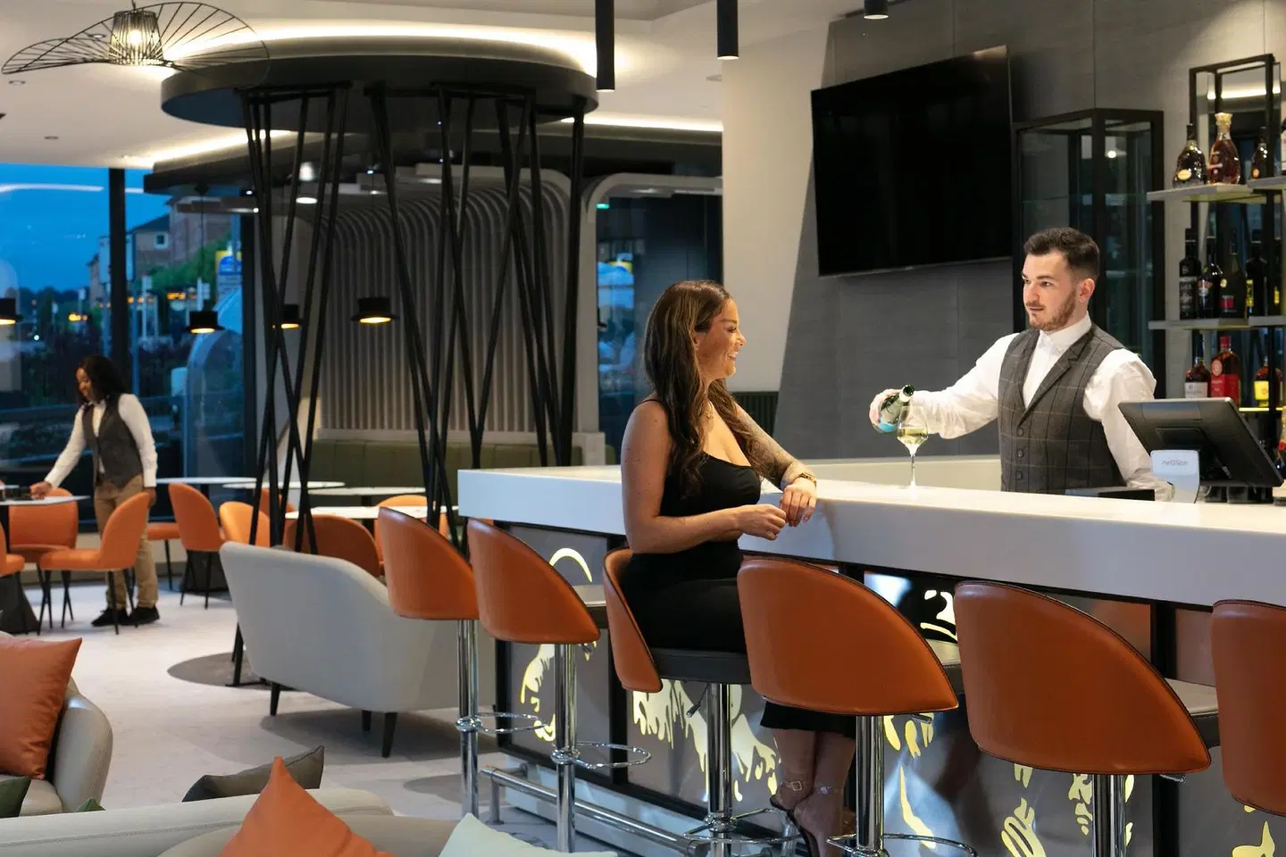 Spark by Hilton Luton Bar