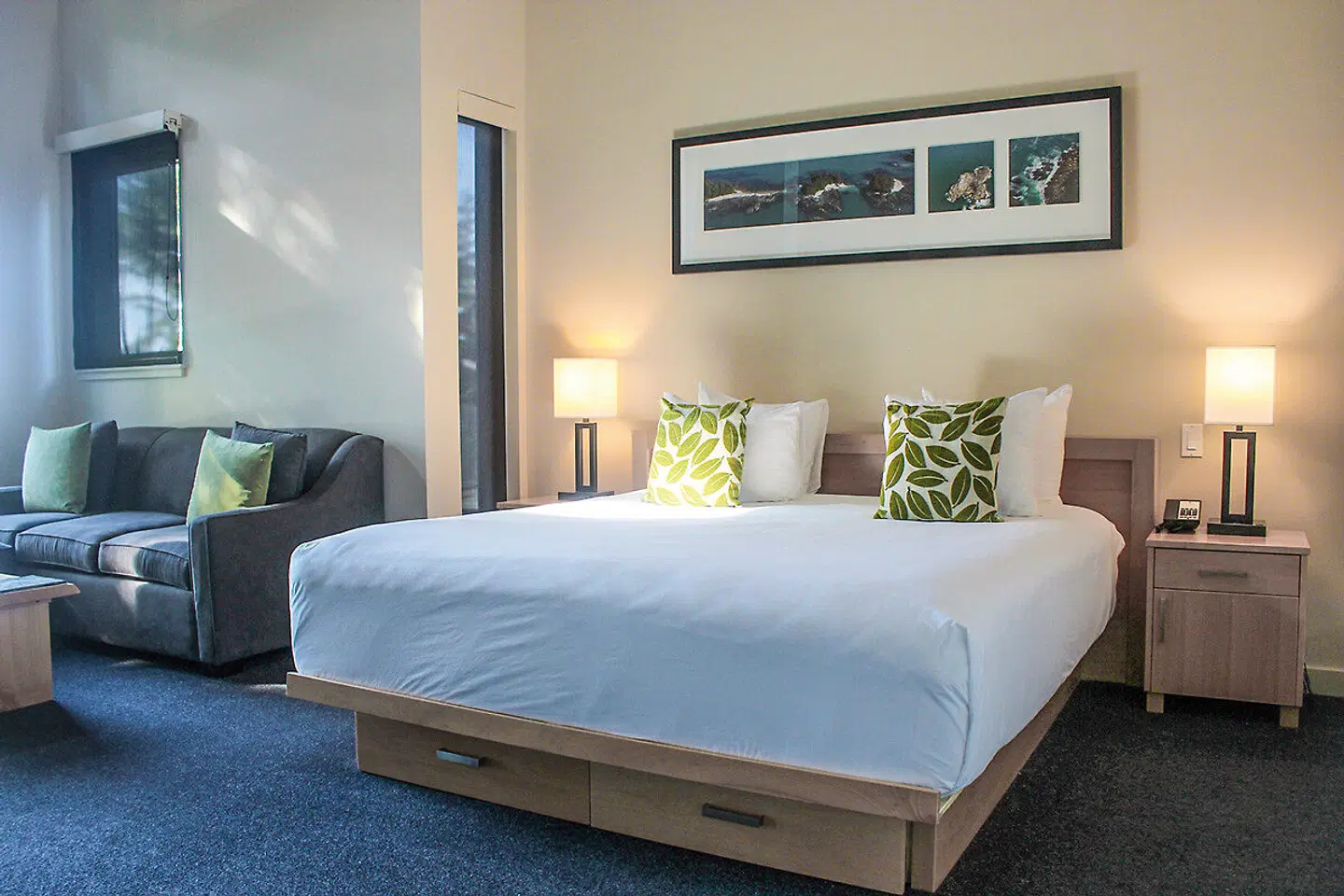 Black Rock Oceanfront Resort ROOM_EXAMPLE