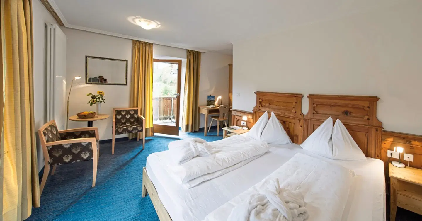 Dolomitenhotel Weisslahnbad ROOM_EXAMPLE