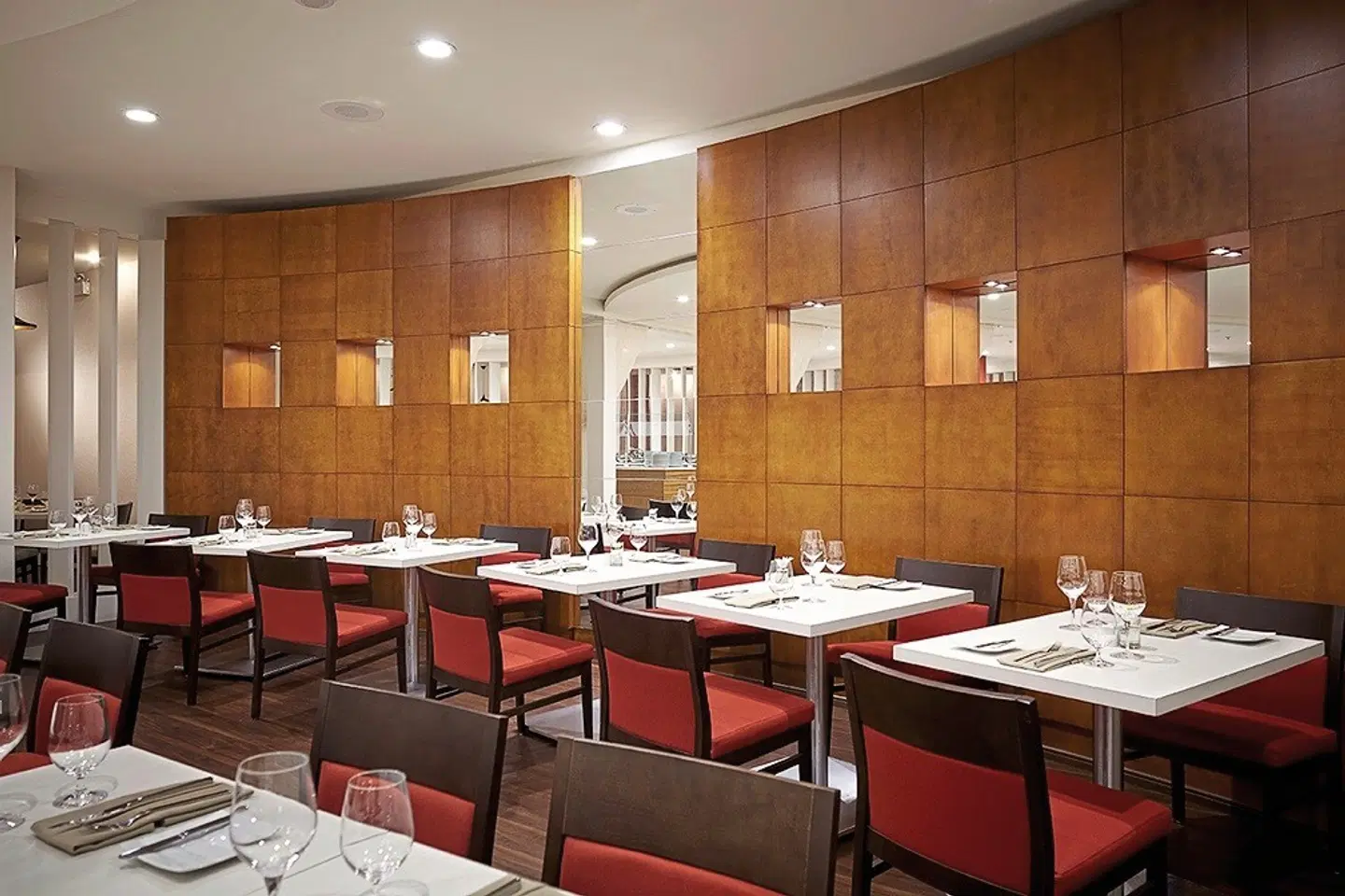 Delta Hotels by Marriott Ottawa City Centre Restaurant