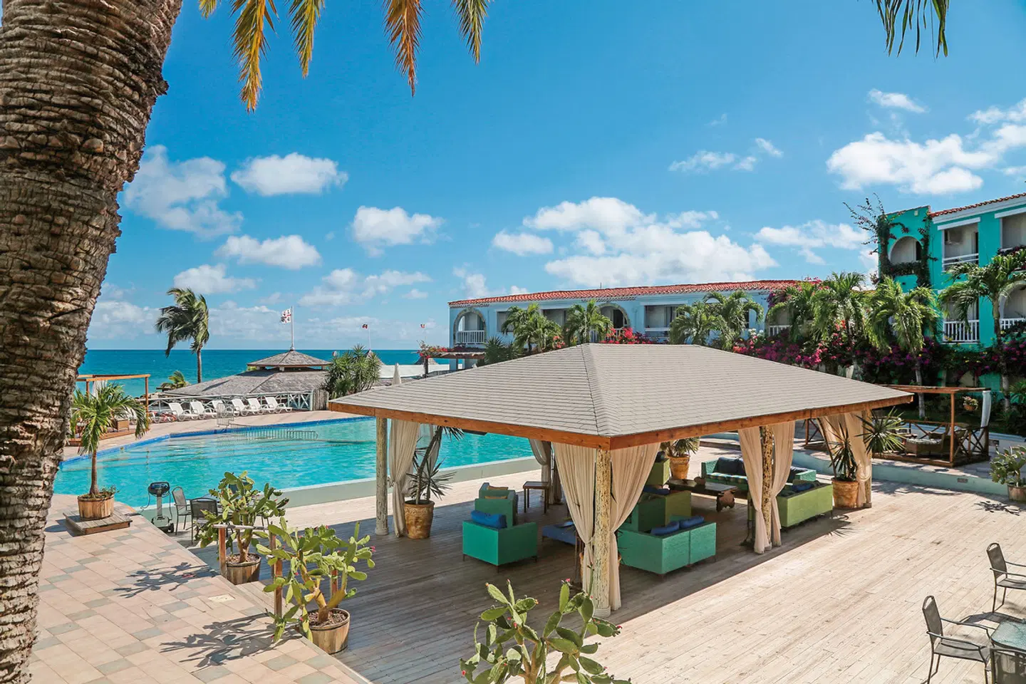 Ocean Point Resort & Spa Terrasse