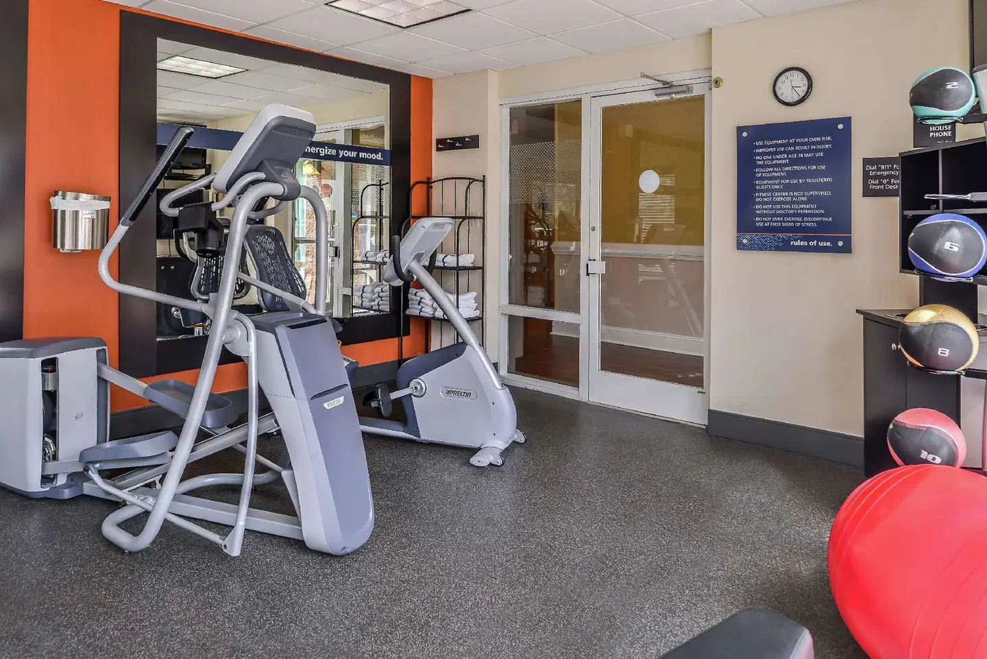 Hampton Inn & Suites Charlotte Arrowood SPORTS_AND_LEISURE