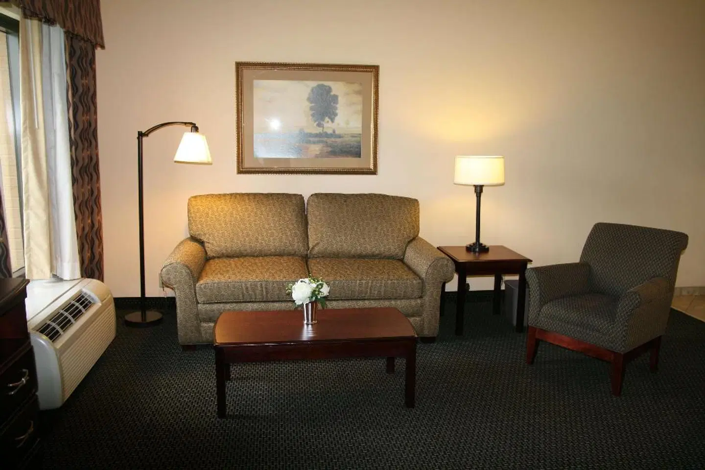 Hampton Inn & Suites Nashville Smyrna ROOM_EXAMPLE