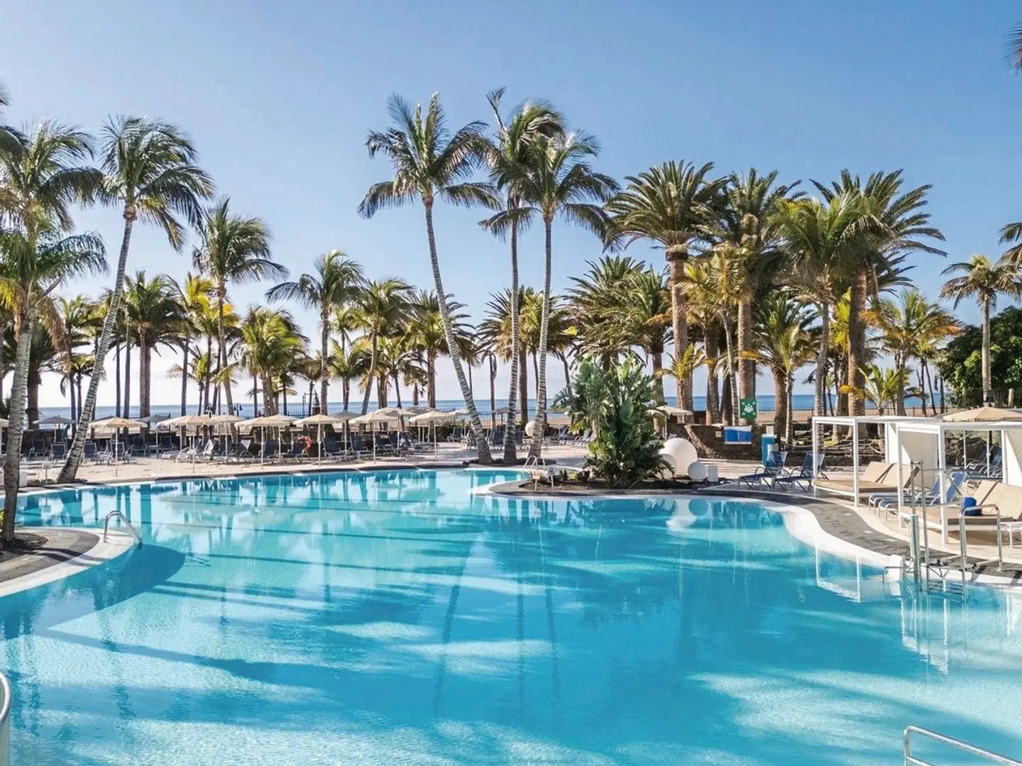 Hipotels La Geria OUTDOOR_POOL